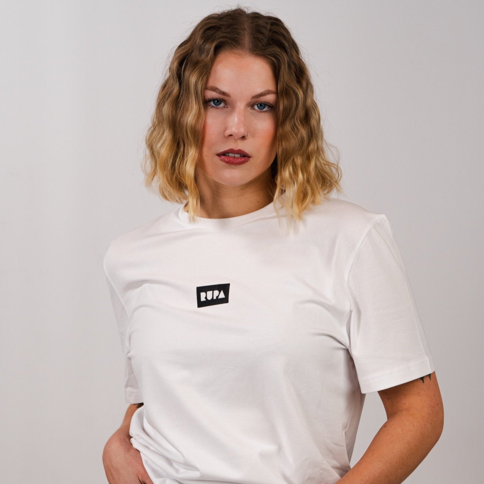 RUPA I RETRO I White I T-shirt