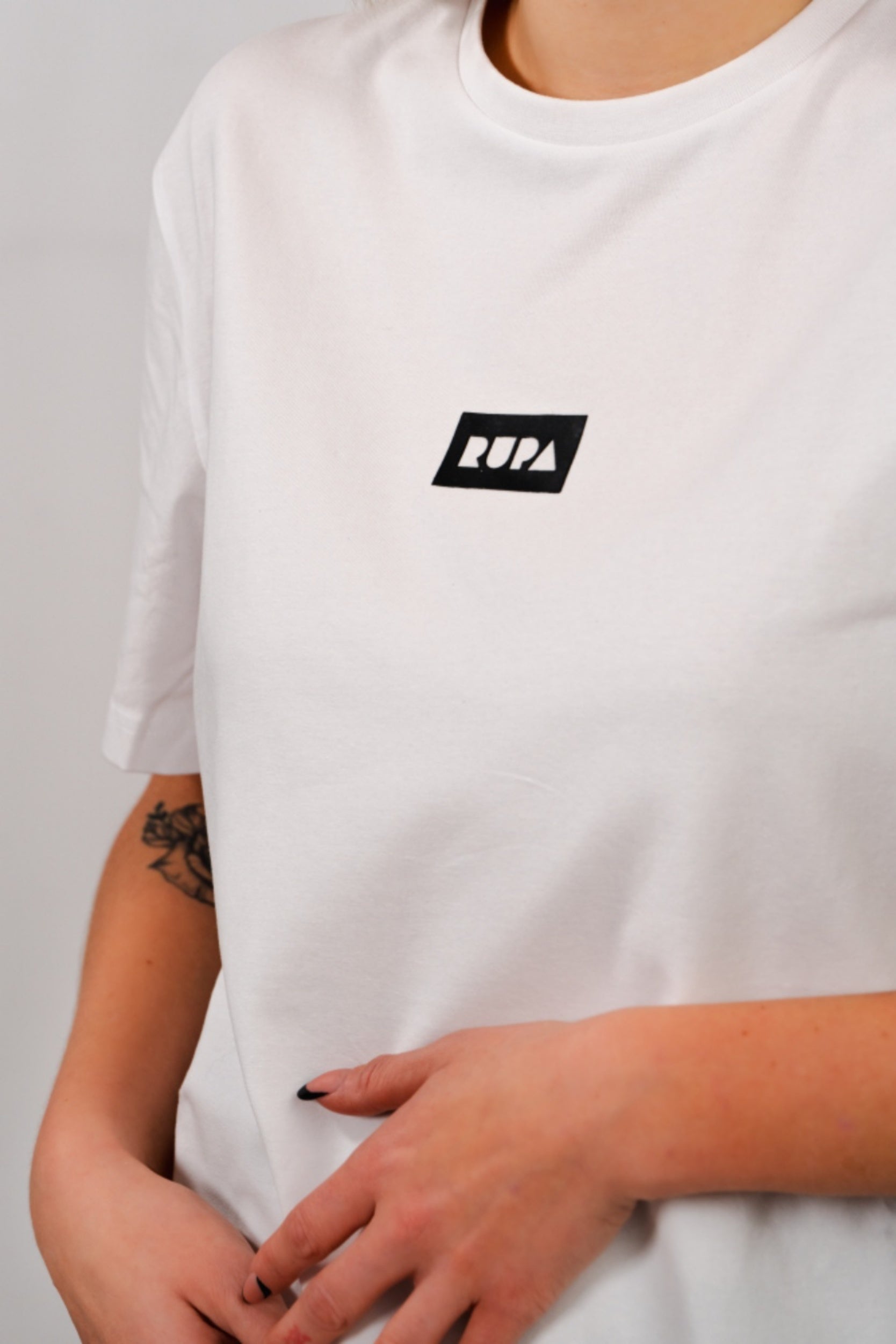 RUPA I RETRO I White I T-shirt