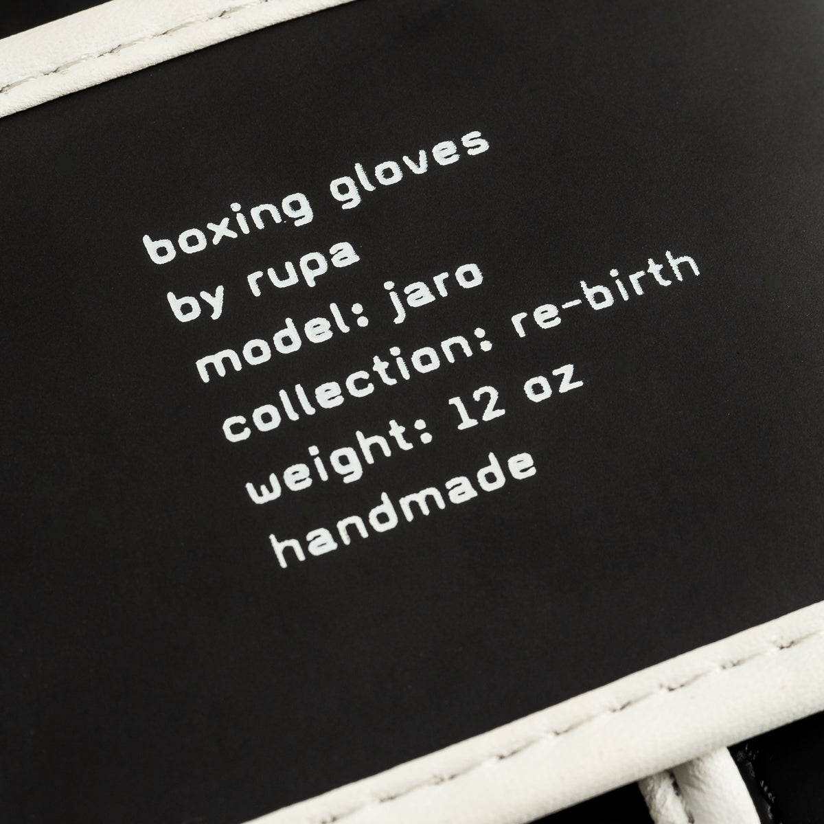 RUPA Jaro I Jet Black / White I Boxing gloves